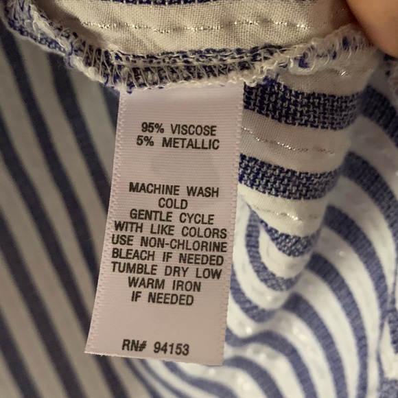 Blue silver and white pinstripe button-down shirt - Picture 5 of 8